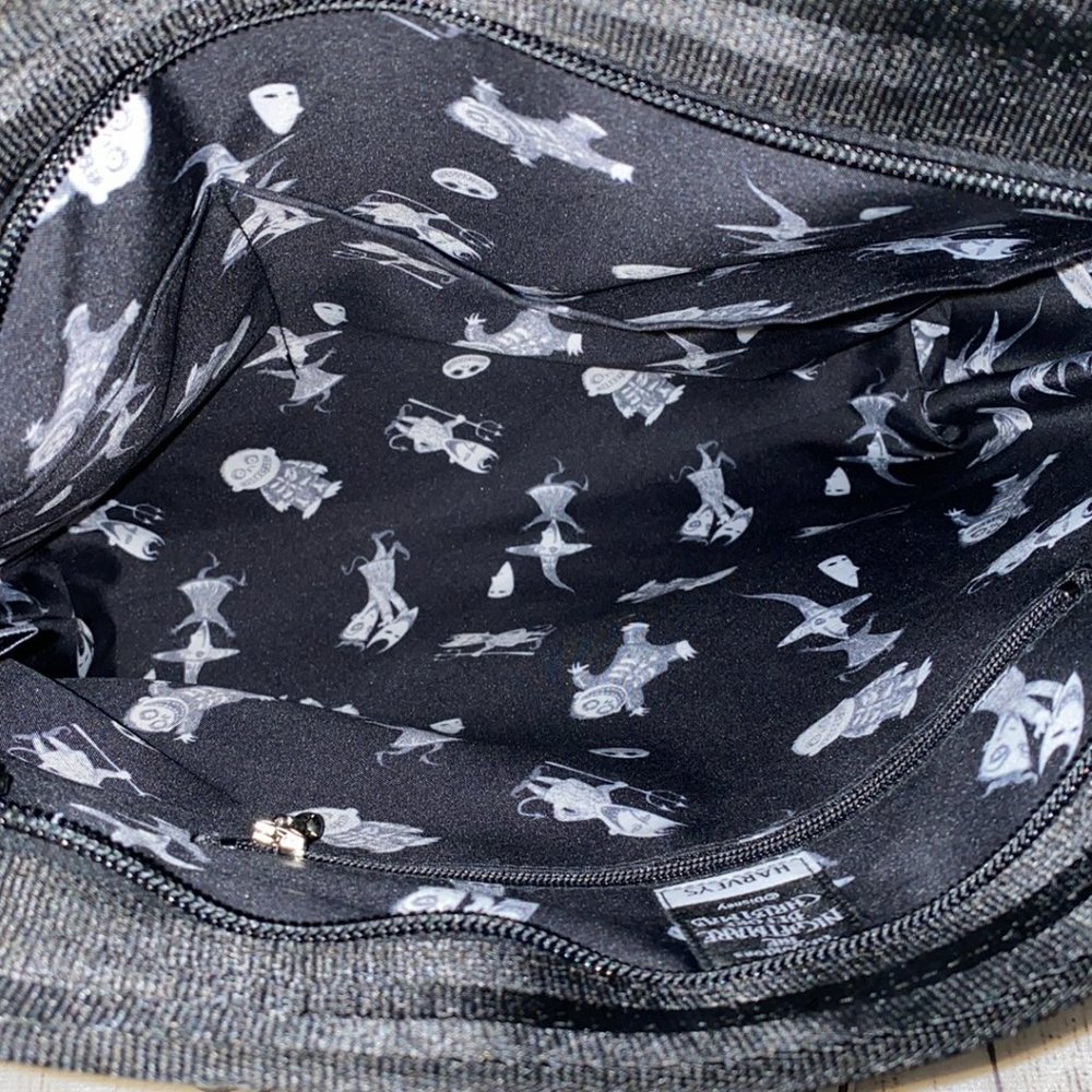 *Harveys Halloween Disney Parks Exclusive Vertical Crossbody NBC Fortune - Picture 9 of 11